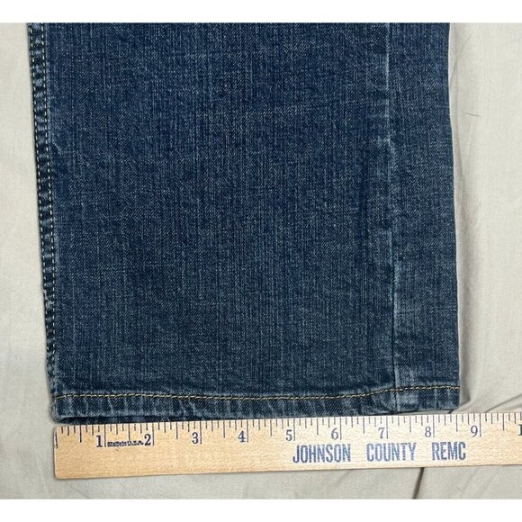 Levis Mens Relaxed Fit Jeans Size 34x30 Dark Wash Denim Classic 5-Pocket Style - Picture 8 of 12